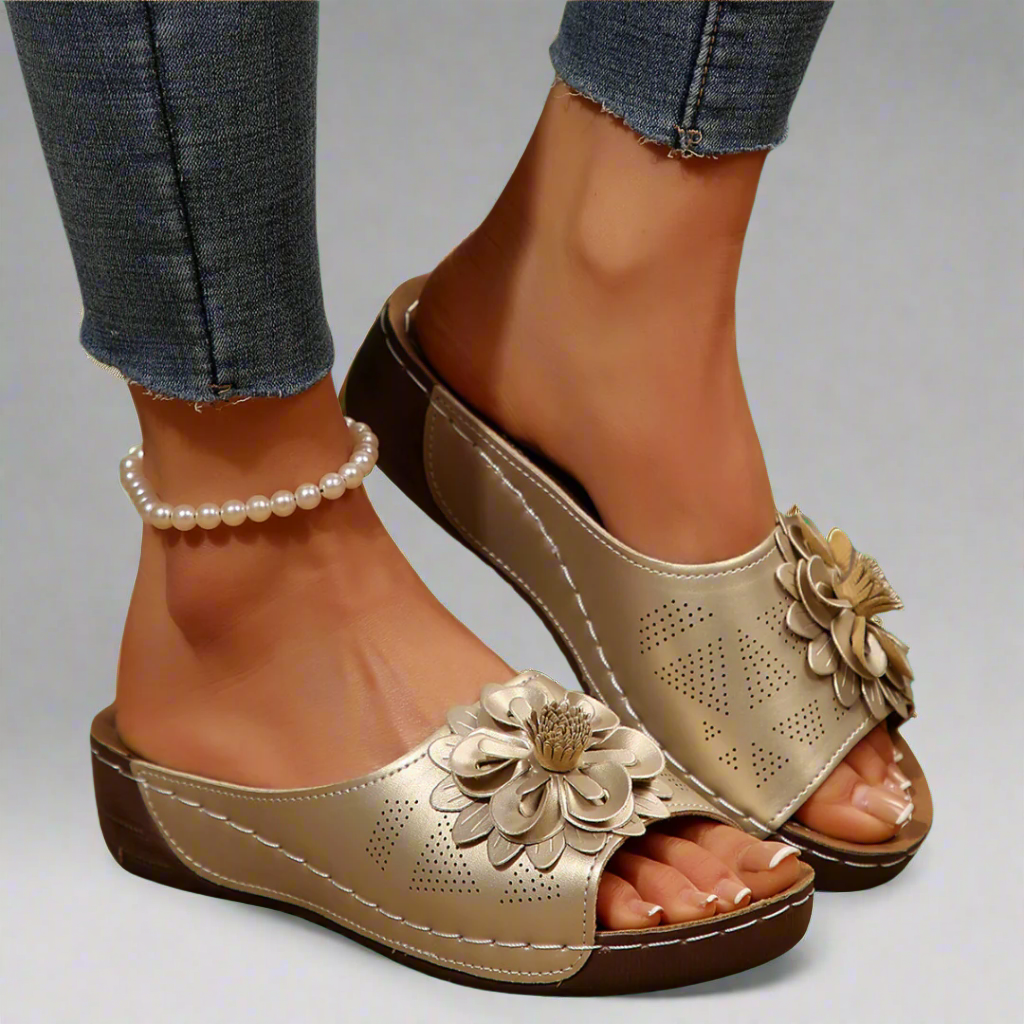 Jolanda | Elegantes Sandalias Ortopédicas con Motivo Floral
