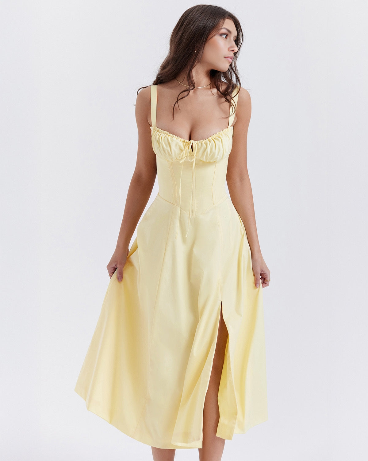 Aurora – Vestido Mini de Encanto Contemporáneo