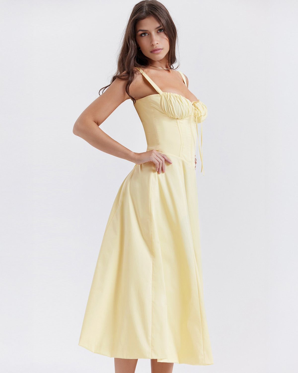Aurora – Vestido Mini de Encanto Contemporáneo
