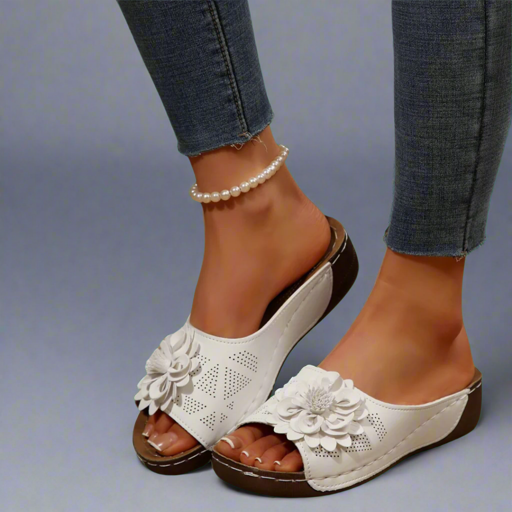 Jolanda | Elegantes Sandalias Ortopédicas con Motivo Floral