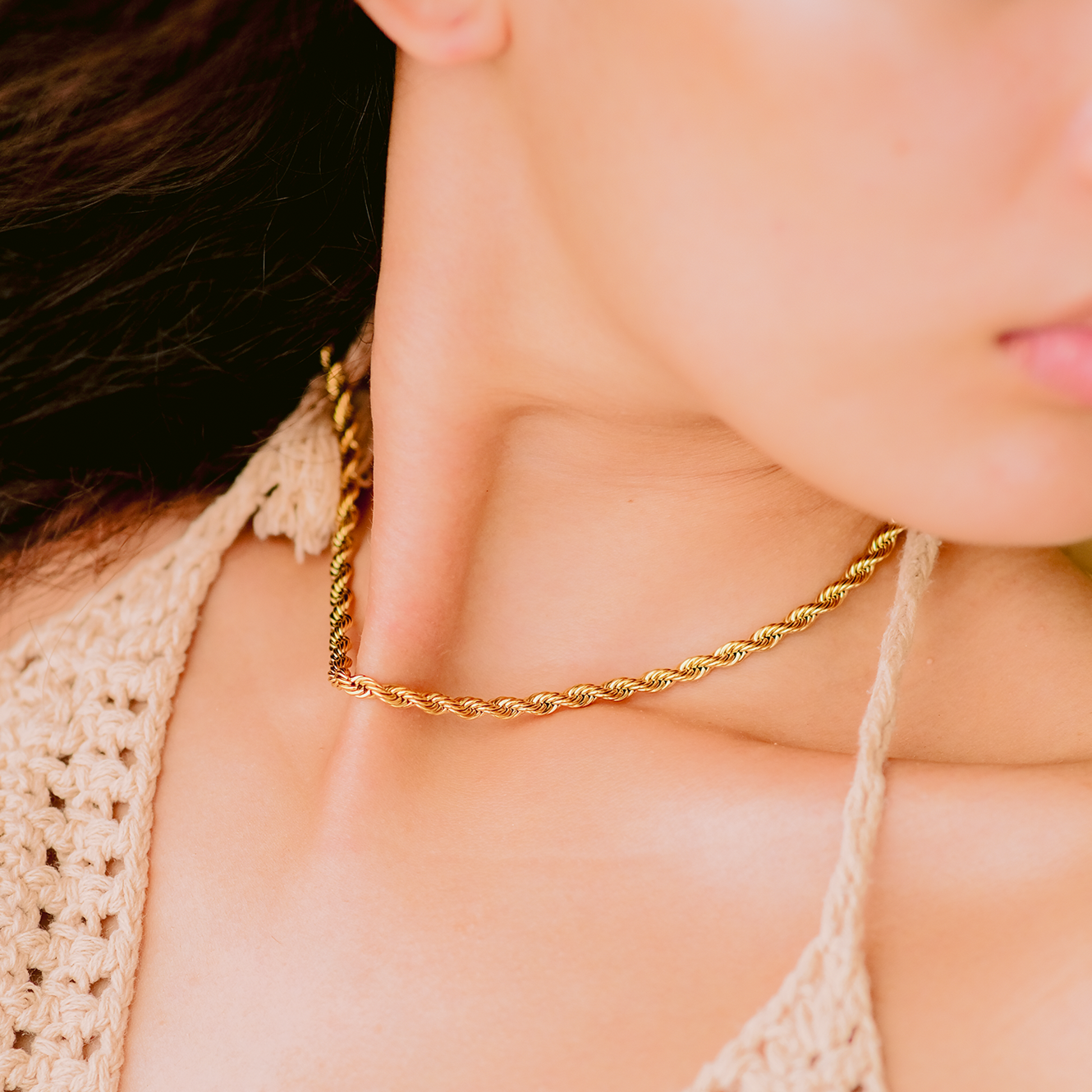 Riza™ | Collar con diseño de cuerda