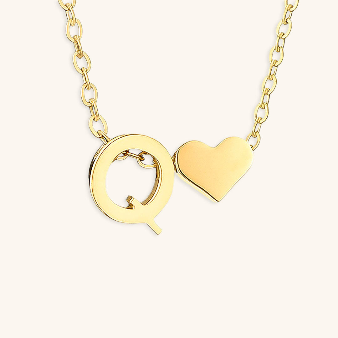 Ria™ | Collar en forma de corazón con iniciales