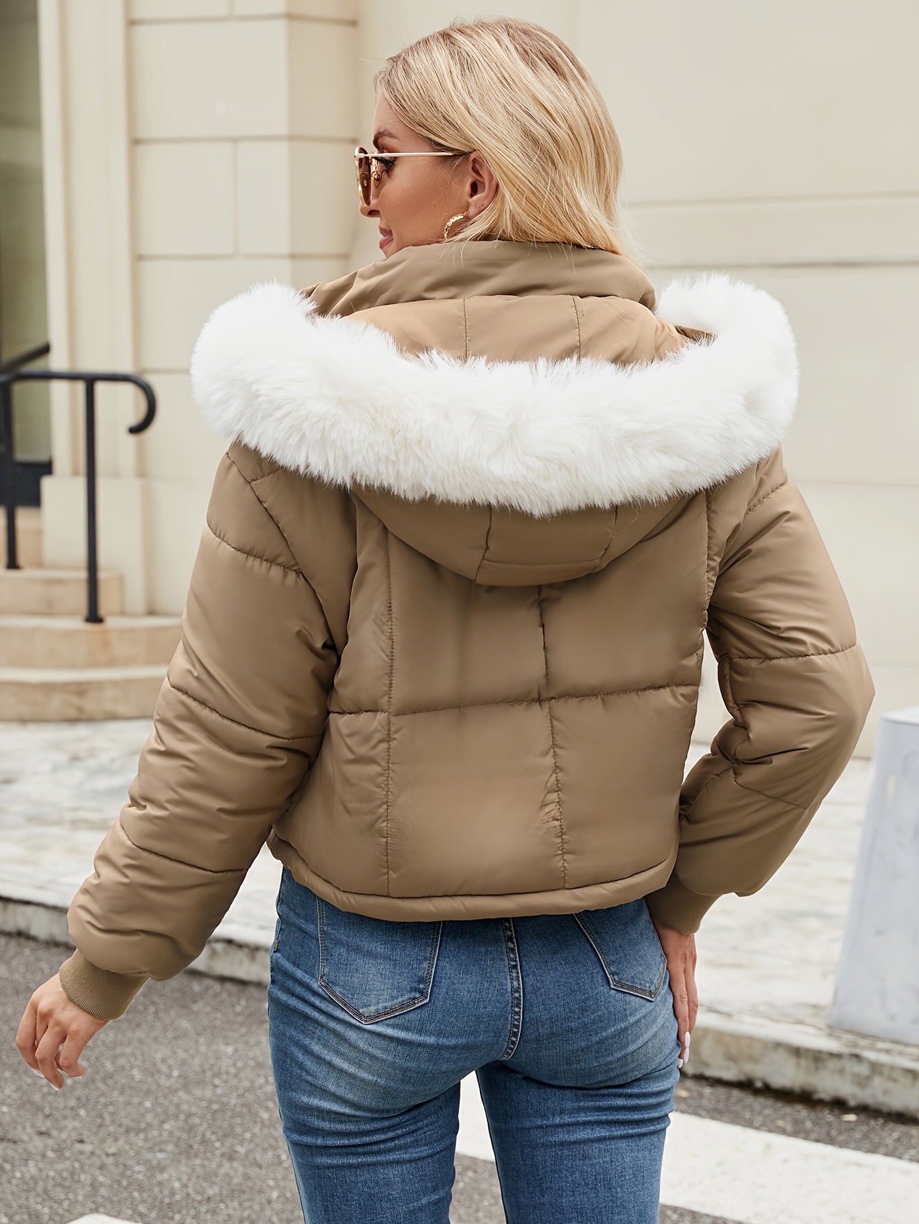 Abrigo de invierno con capucha de piel de lujo Elise
