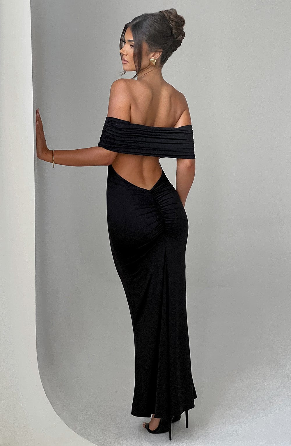 Violeta | Vestido largo sin espalda