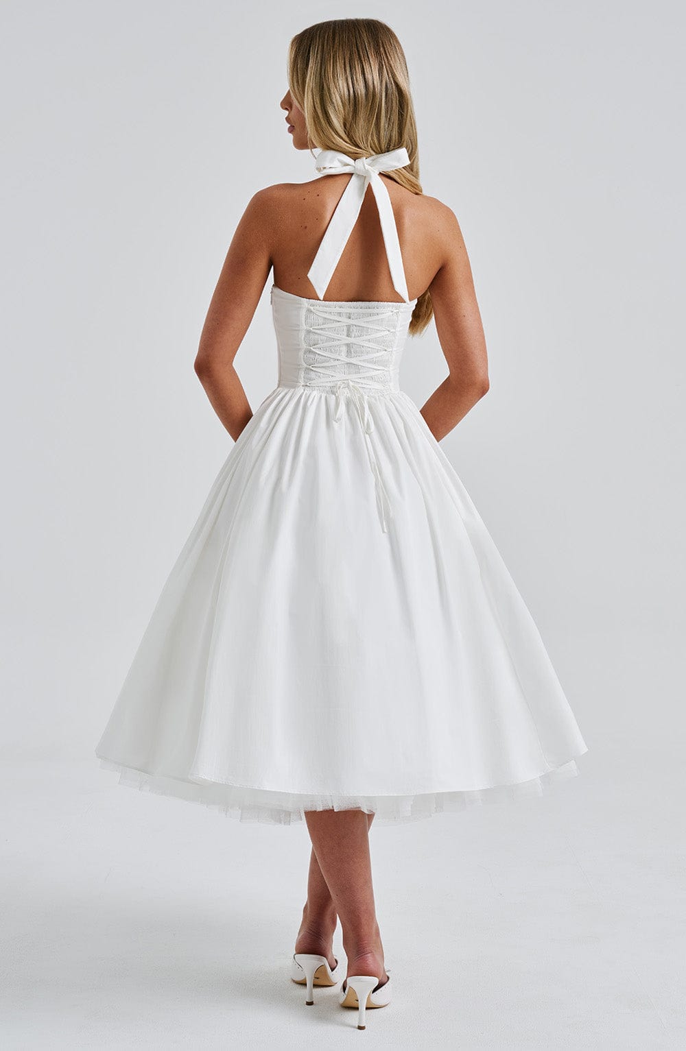 Cressida – Vestido Midi de Elegancia Natural