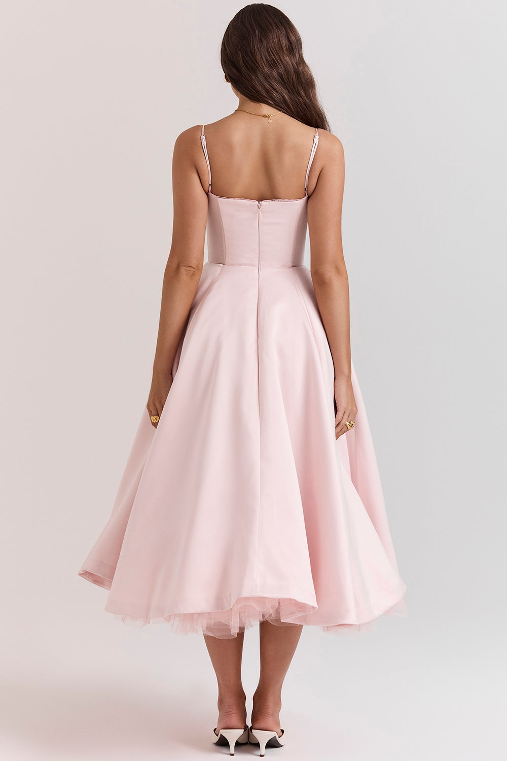 Cindy – Vestido Midi de Tul con Toque Romántico