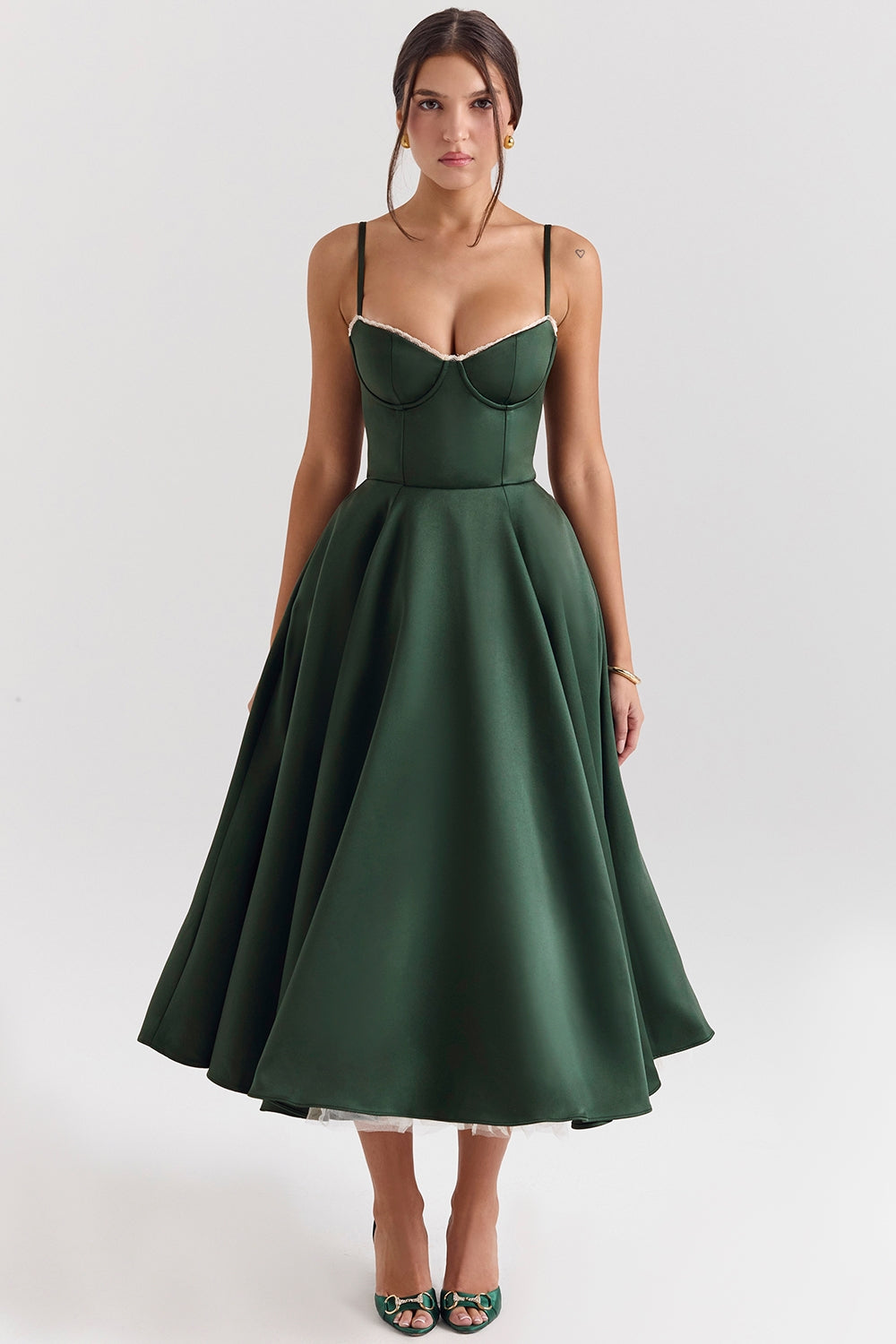 Cindy – Vestido Midi de Tul con Toque Romántico