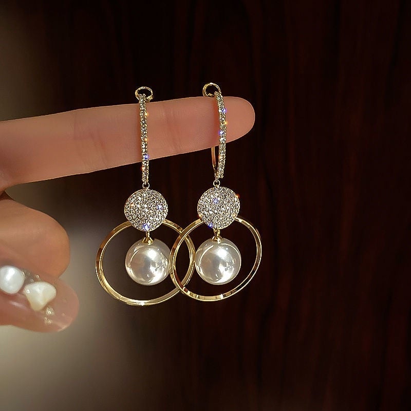 Zerra™ | Luxe Oorbellen met Gecreëerde Parels en Zirconia