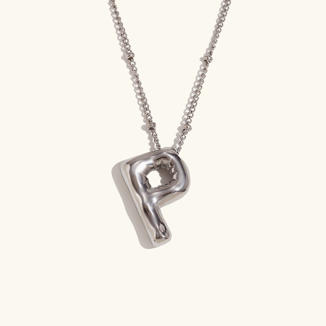 Clarisa™ | Collar con inicial de oro