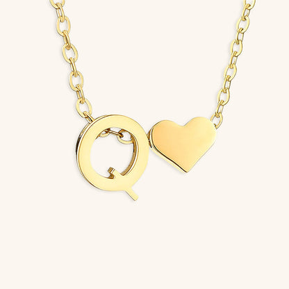 Ria™ | Collar en forma de corazón con iniciales