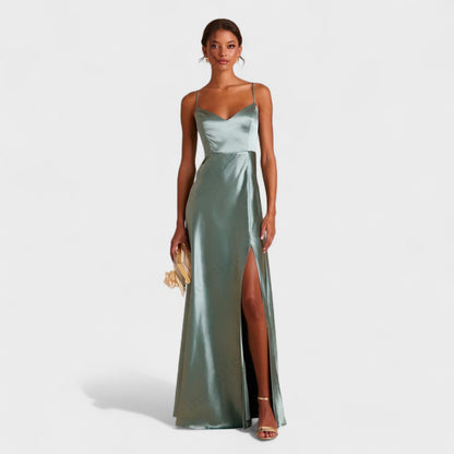 Lucía – Vestido Largo con Corte Lateral