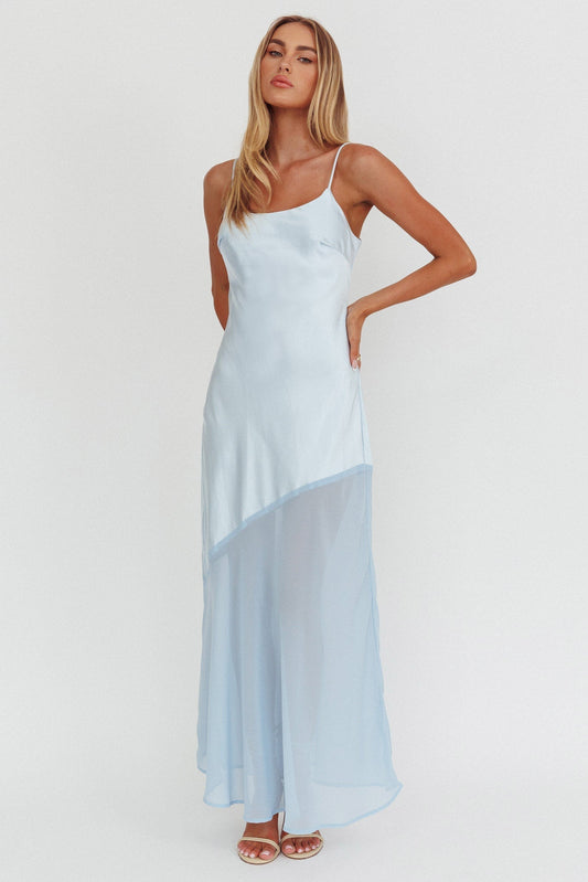 Isabela – Vestido Largo de Elegancia Celestial