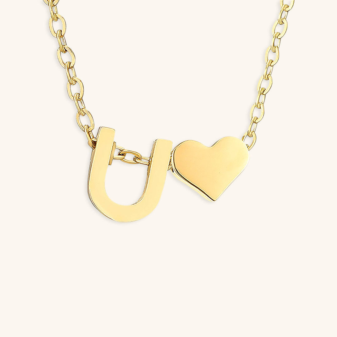 Ria™ | Collar en forma de corazón con iniciales