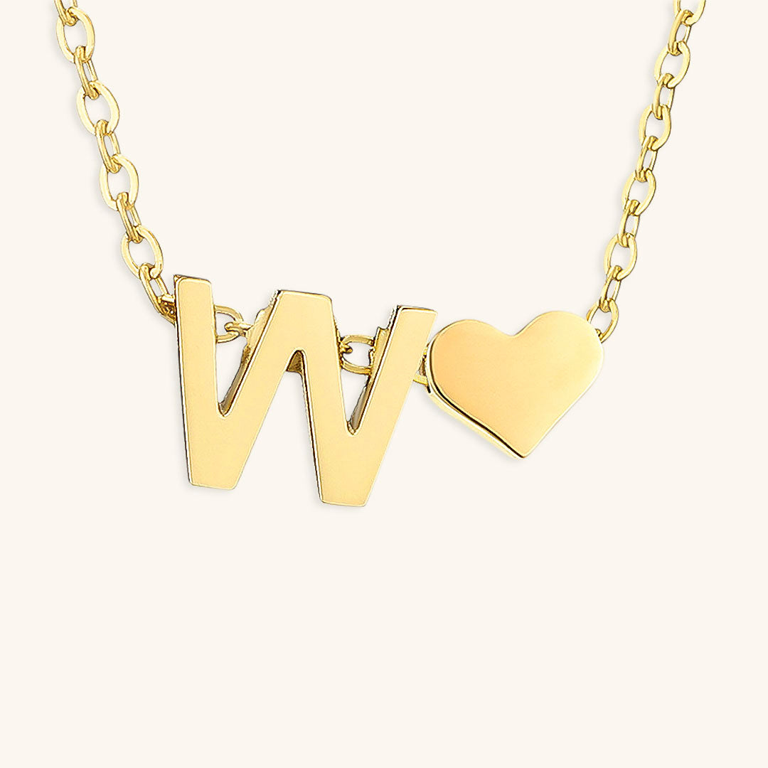 Ria™ | Collar en forma de corazón con iniciales