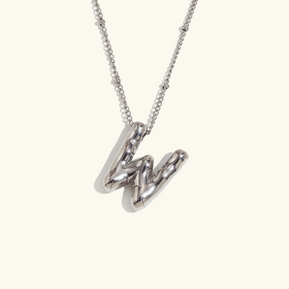 Clarisa™ | Collar con inicial de oro