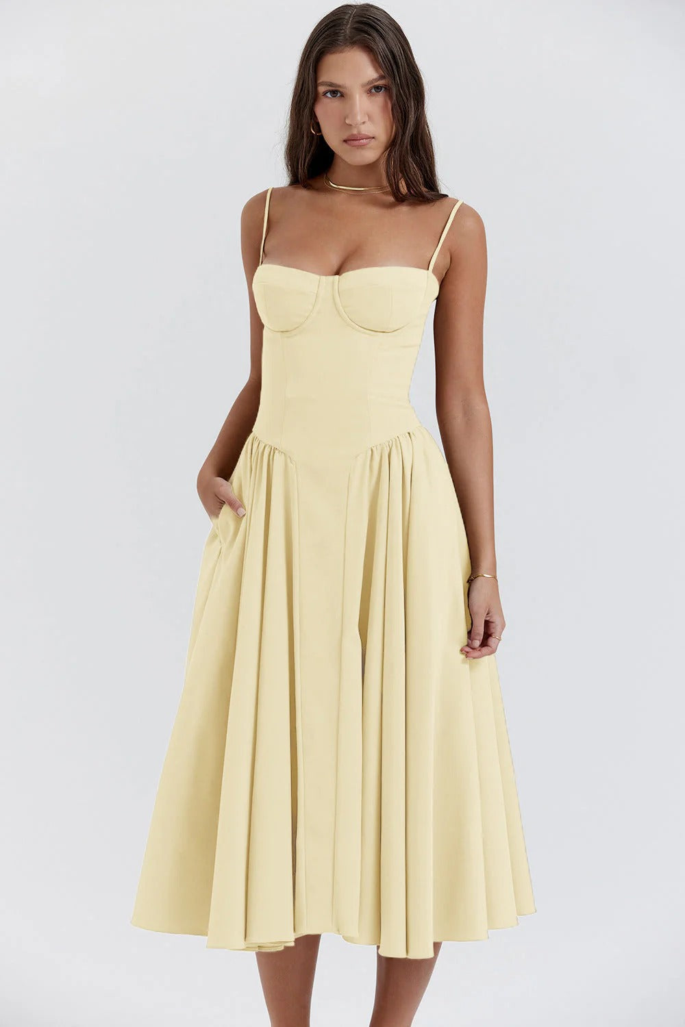 Kiki – Vestido Midi Floral Retro con Cintura Ajustada