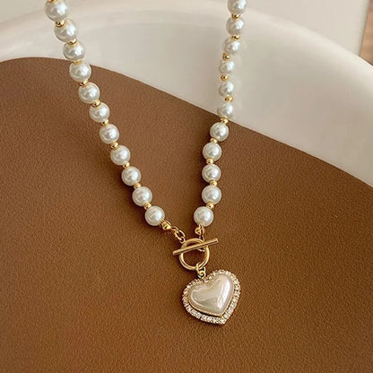Love™ | Collar de perlas retro